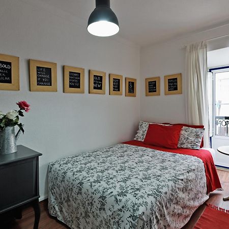Vinnus Guesthouse Ericeira Luaran gambar