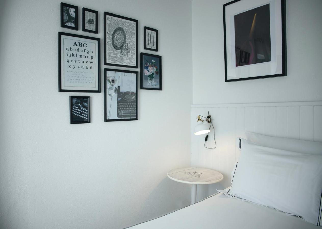 Vinnus Guesthouse Ericeira Luaran gambar