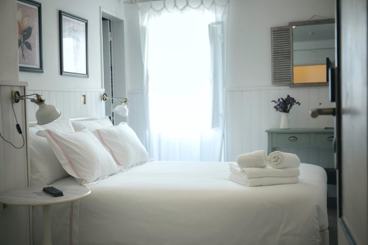 Vinnus Guesthouse Ericeira Luaran gambar