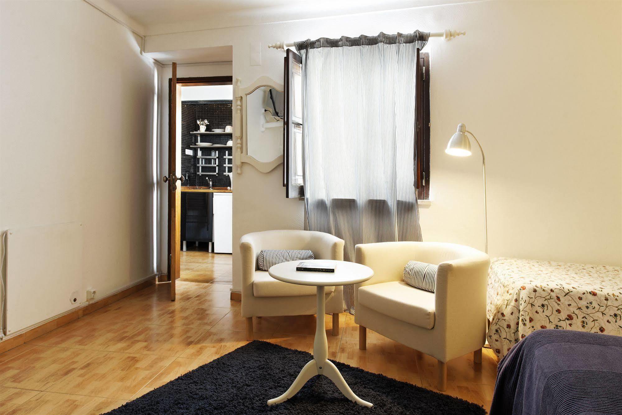 Vinnus Guesthouse Ericeira Luaran gambar