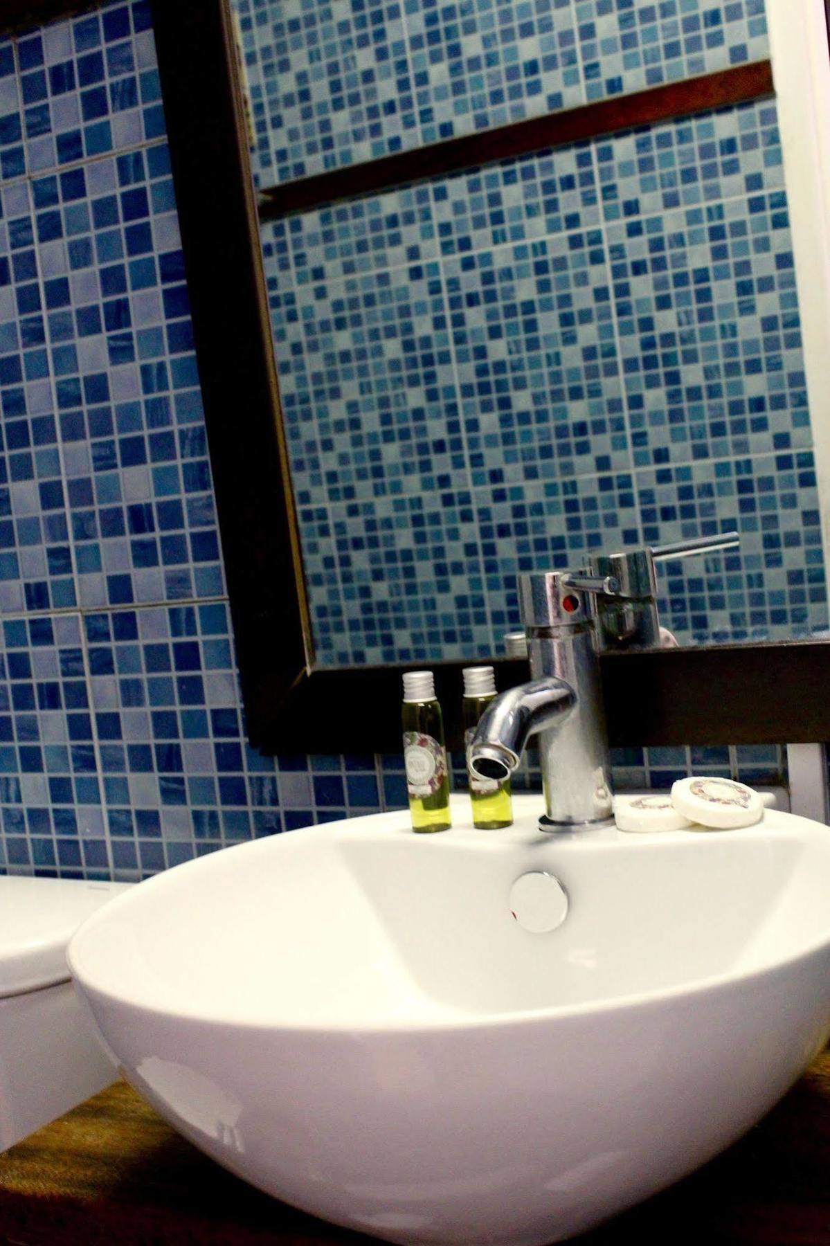 Vinnus Guesthouse Ericeira Luaran gambar